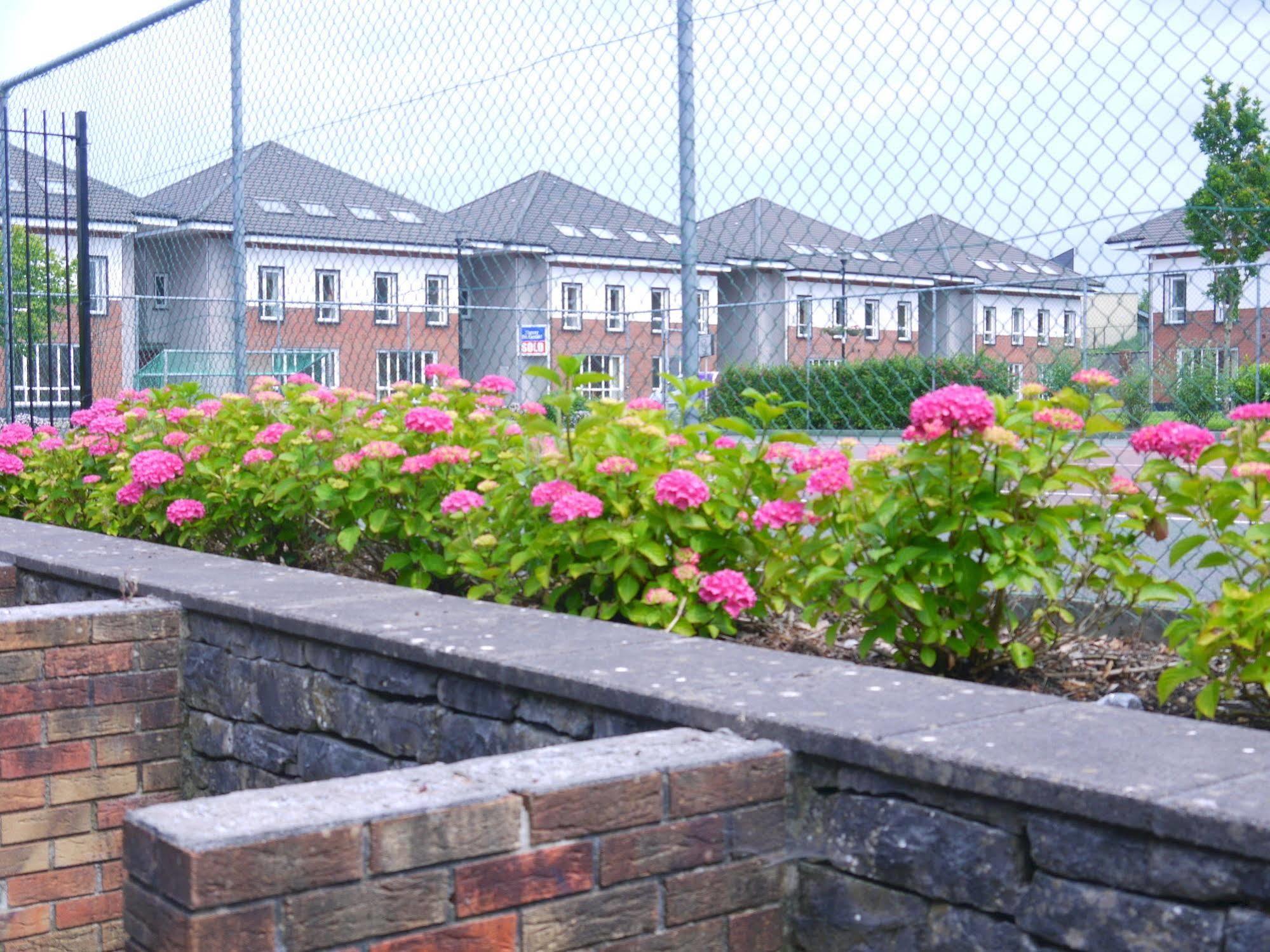 Glasan Holiday Village Galway Exterior foto